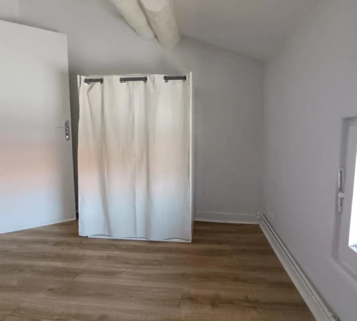 Josephine 3 Bedrooms Teleworking Saint-Etienne  0*, Saint-Etienne (Loire)